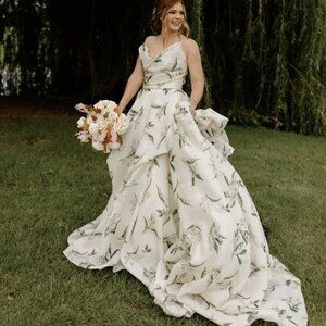 NWOT Floral Print Chiffon A-Line Wedding Dress Sleeveless Strapless